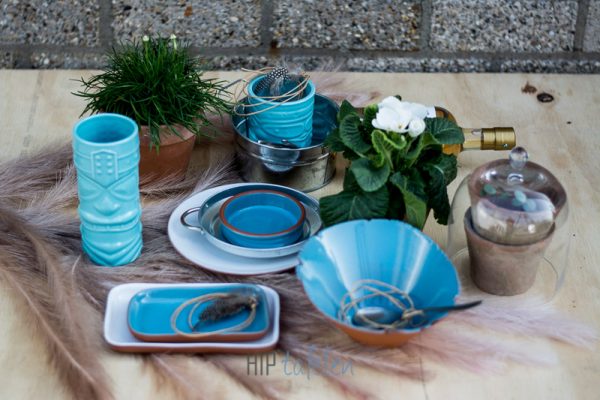 Stoneheart blauwe kom, servies aardewerk, gedekte tafel, blauw servies
