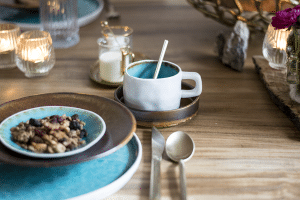 Serviesgoed, gedekte tfel, styling table, blauw-bruin, Hip tafelen to go