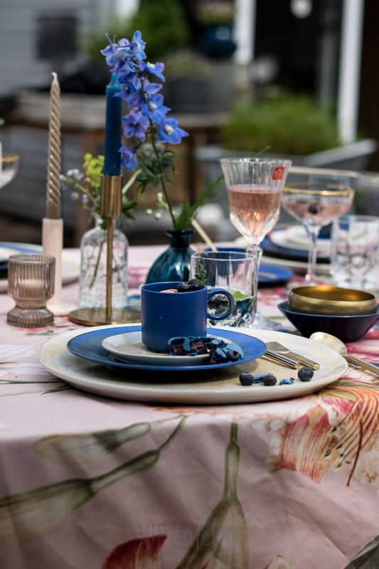 plat bord 30.5cm, blauw bord, serviesgoed, porselein, tafelstyling, horeca servies