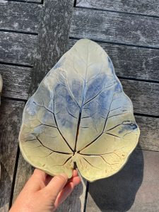 Bladschalen maken van keramiek, workshop, klei