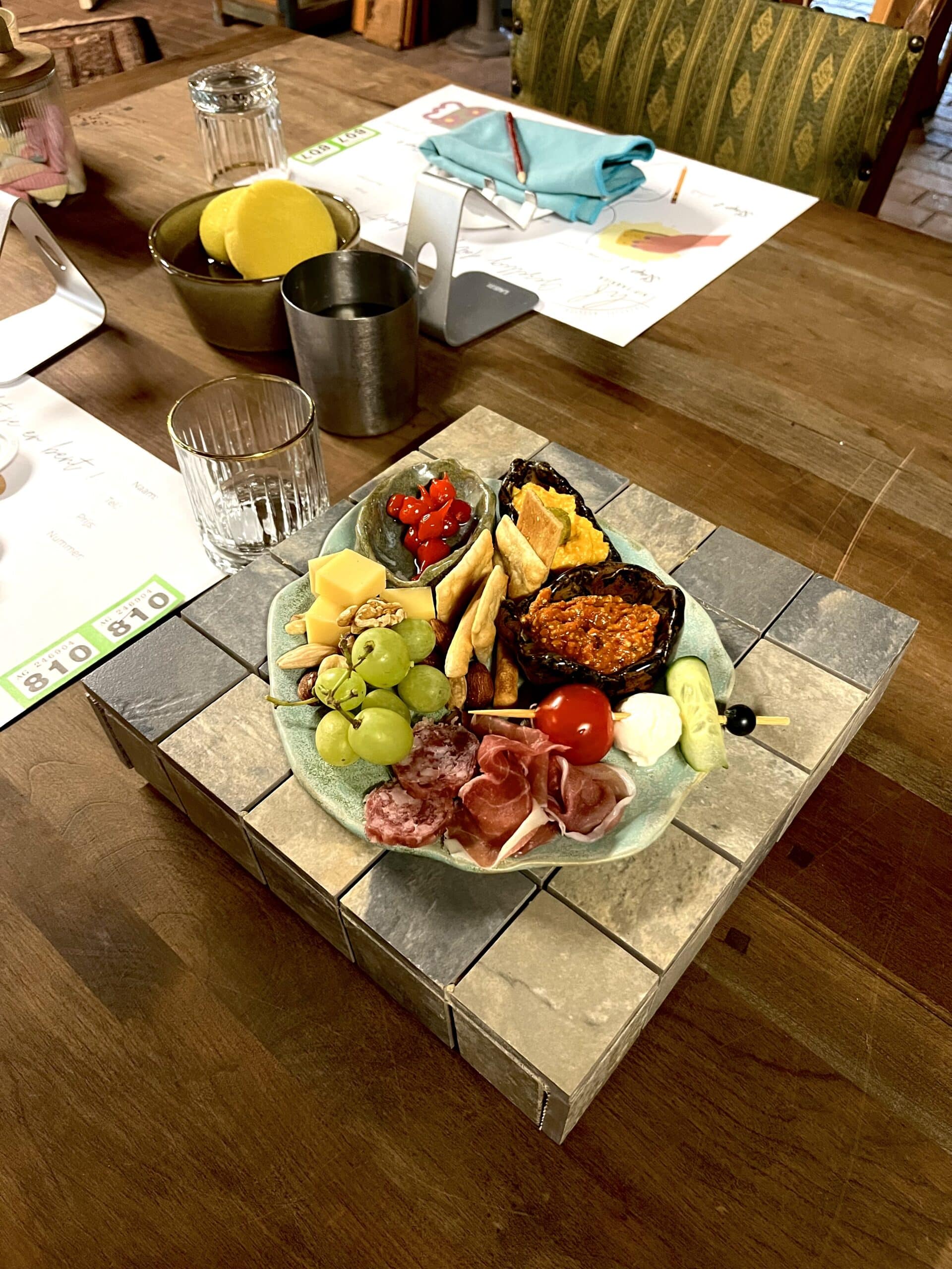 Goed gevulde Borrelplank voor bij de workshop - Afbeelding 4