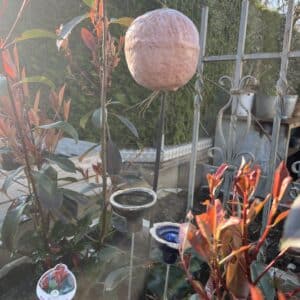 Workshop Tuinbollen op een pin, keramiek